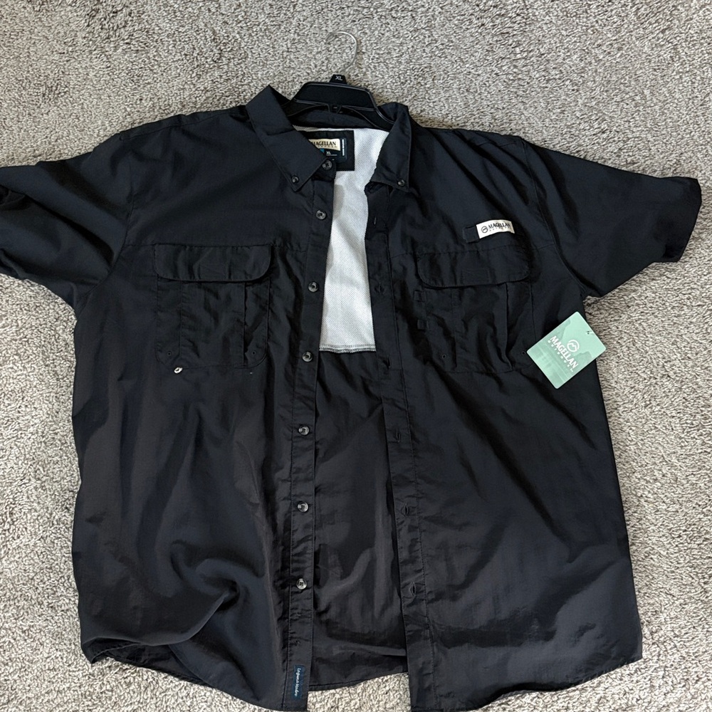 Magellan Outdoors Black Casual Button Down Shirt